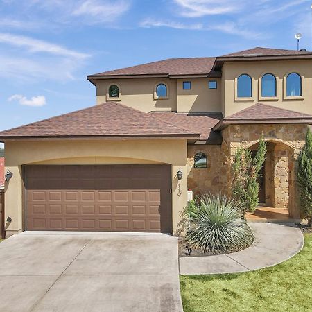 119 Christopher Concierge Services Available Kingsland Luaran gambar