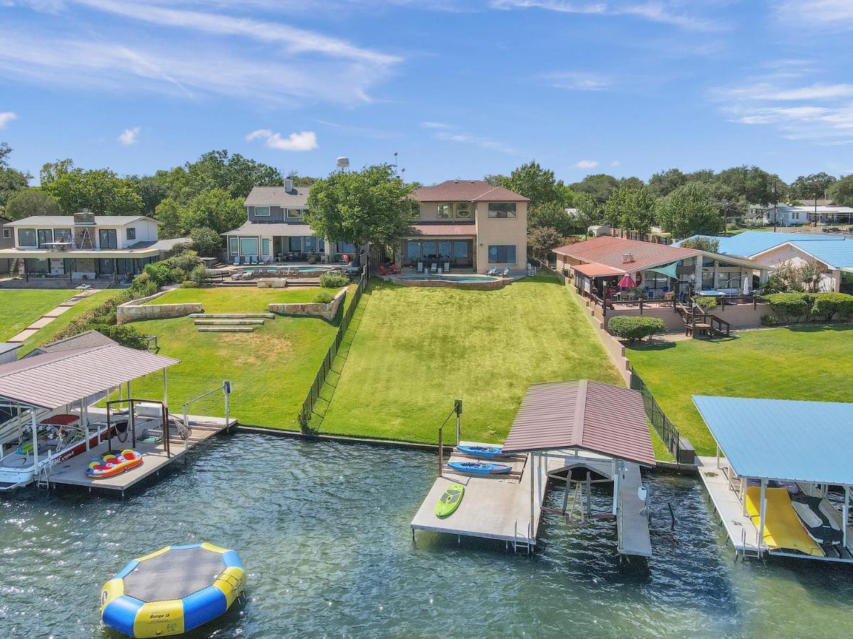 119 Christopher Concierge Services Available Kingsland Luaran gambar