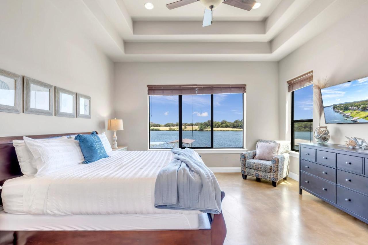 119 Christopher Concierge Services Available Kingsland Luaran gambar