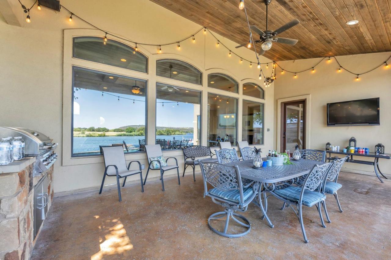 119 Christopher Concierge Services Available Kingsland Luaran gambar